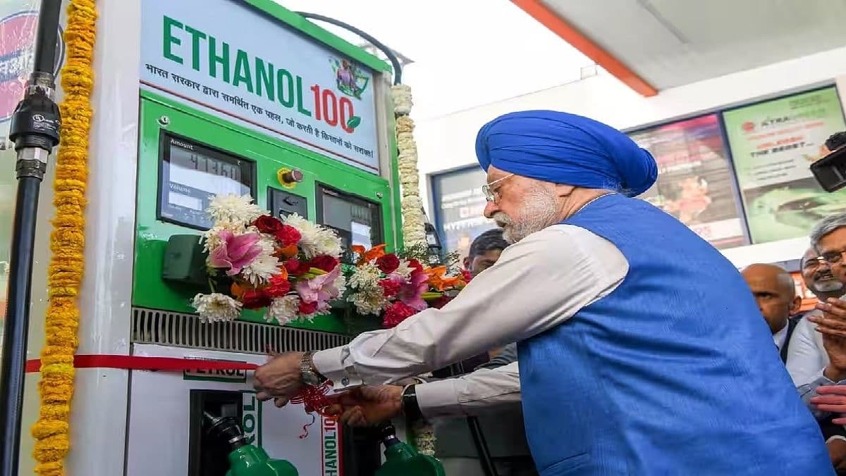 Govt rolling out 100 ethanol fuel stations in Delhi-NCR