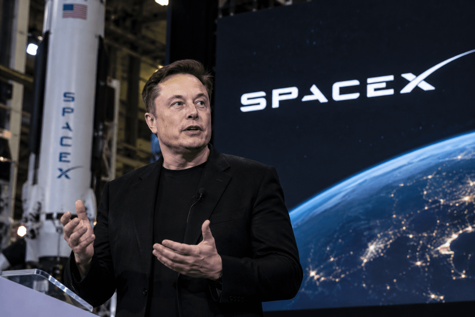 SpaceX Raises $40 Billion for AI Chips