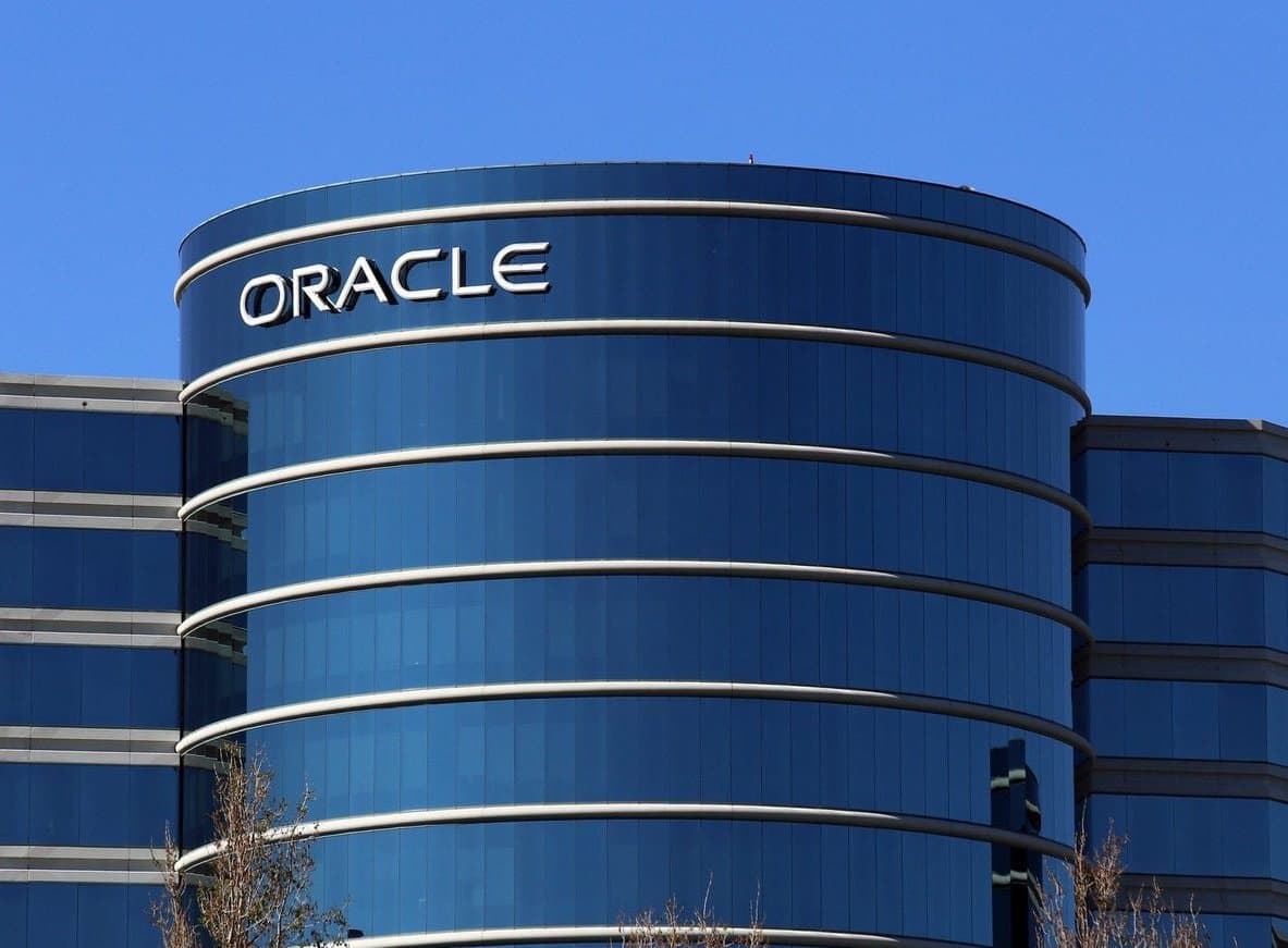 Oracle to train 300,000 in UP on Cloud & Cybersecurity