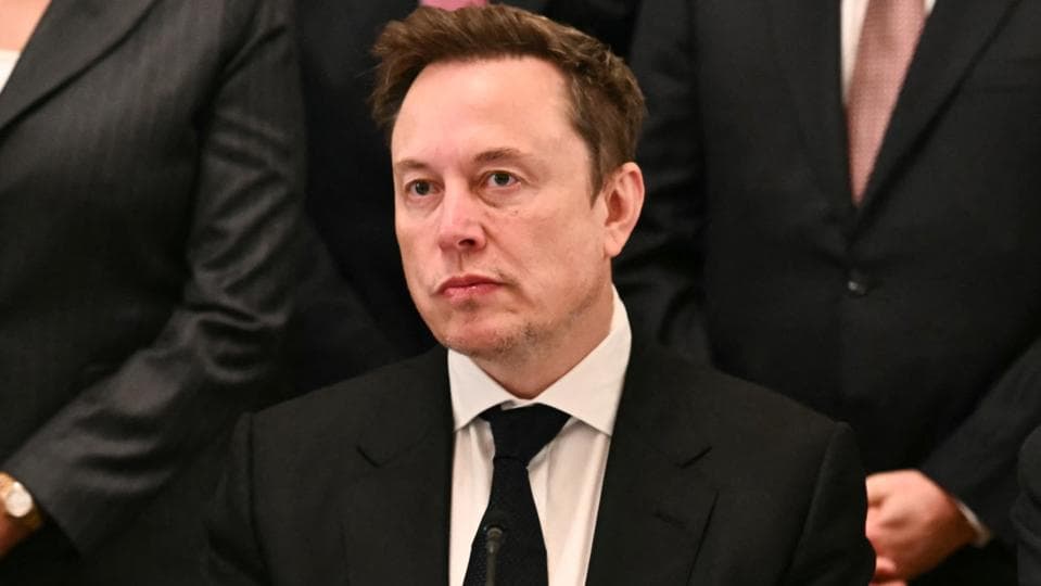 Elon Musk is now officially worth $1.022 trillion.